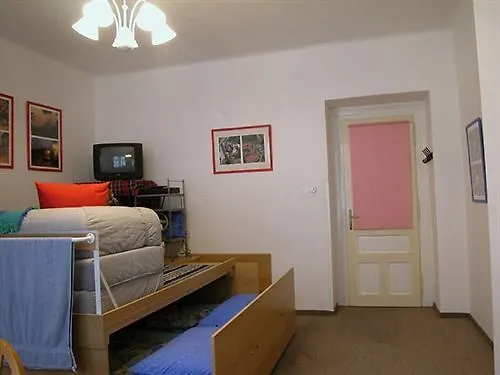 Pragues Rainbow Guest House ホテル プラハ